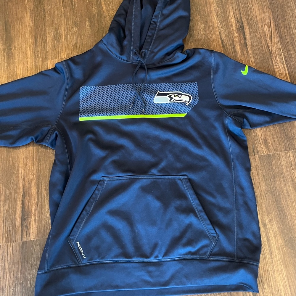 Nike Therma-fit Seattle Seahawks hooded sweatshirt